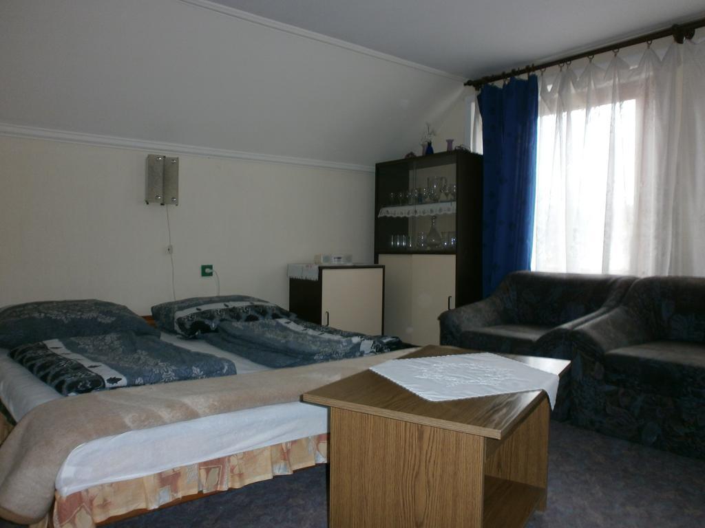 Gyoergy Vendeghaz Appartement Magyarpolány Buitenkant foto